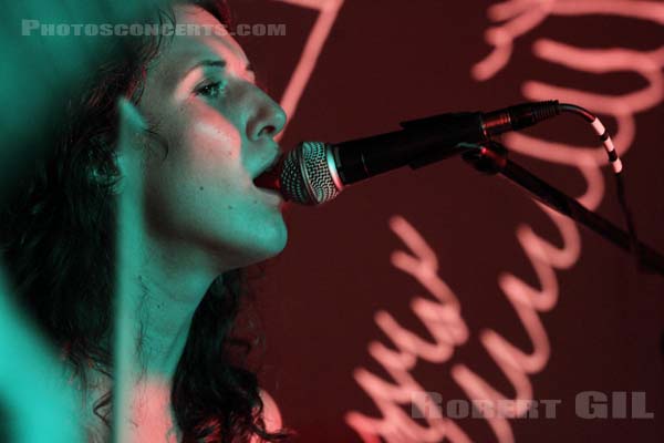 THE SHIVAS - 2015-09-09 - PARIS - Espace B - 